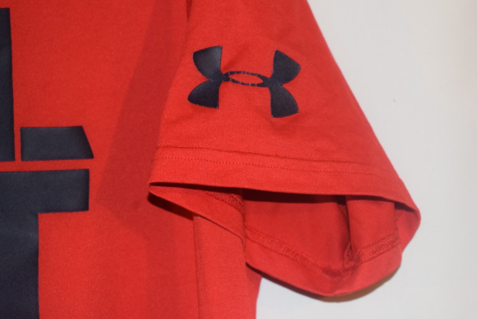 Under Armour Transformers Heatgear Sz M Red Activewear Compression Shirt gallery