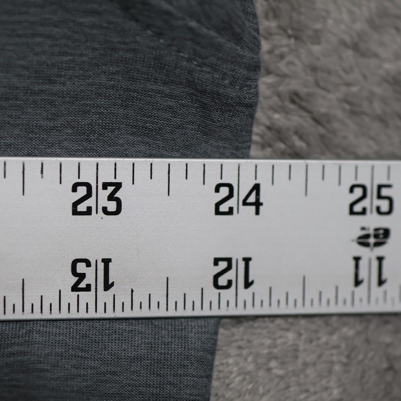 Vuori T-Shirt Mens XL Gray Strato Tech Tee Performance Casual Athletic V126 gallery