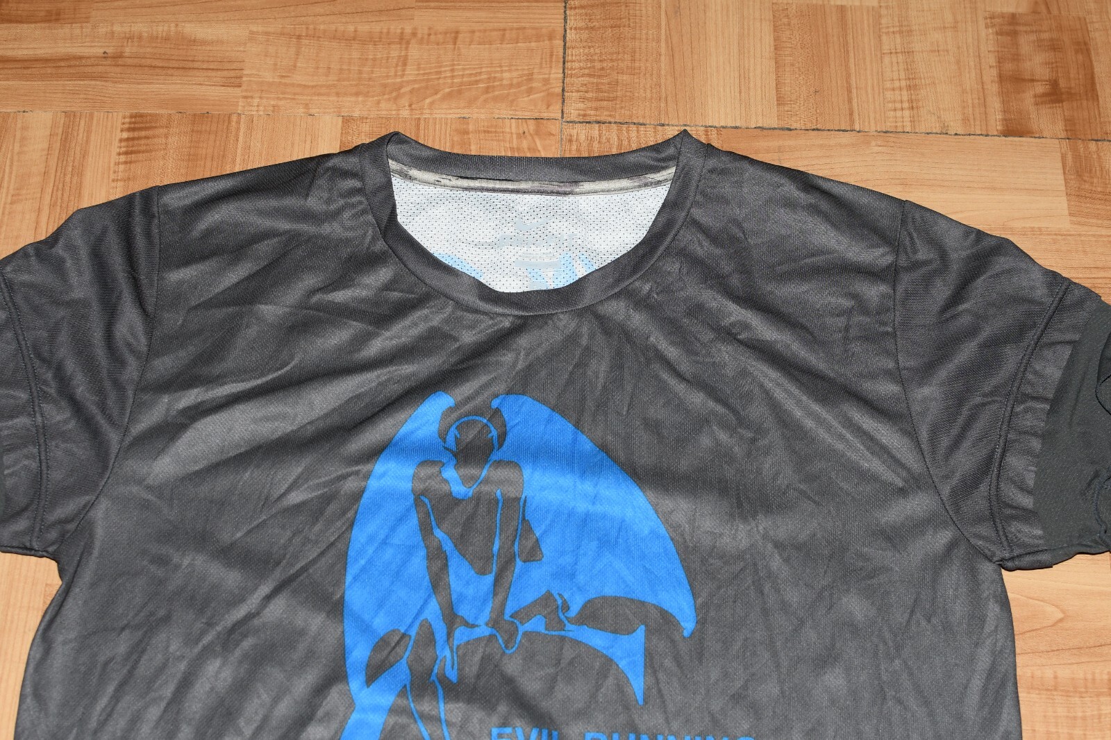 NIKE GYAKUSOU SHORT SLEEVE RACER MEN'S RUNNING SHIRT - MENS SIZE MEDIUM gallery