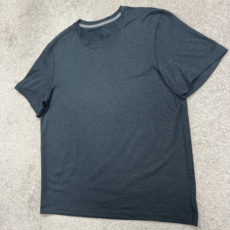 Lululemon T-Shirt Men XL Heather Blue Casual Athleisure Travel Stretch Crew Neck gallery
