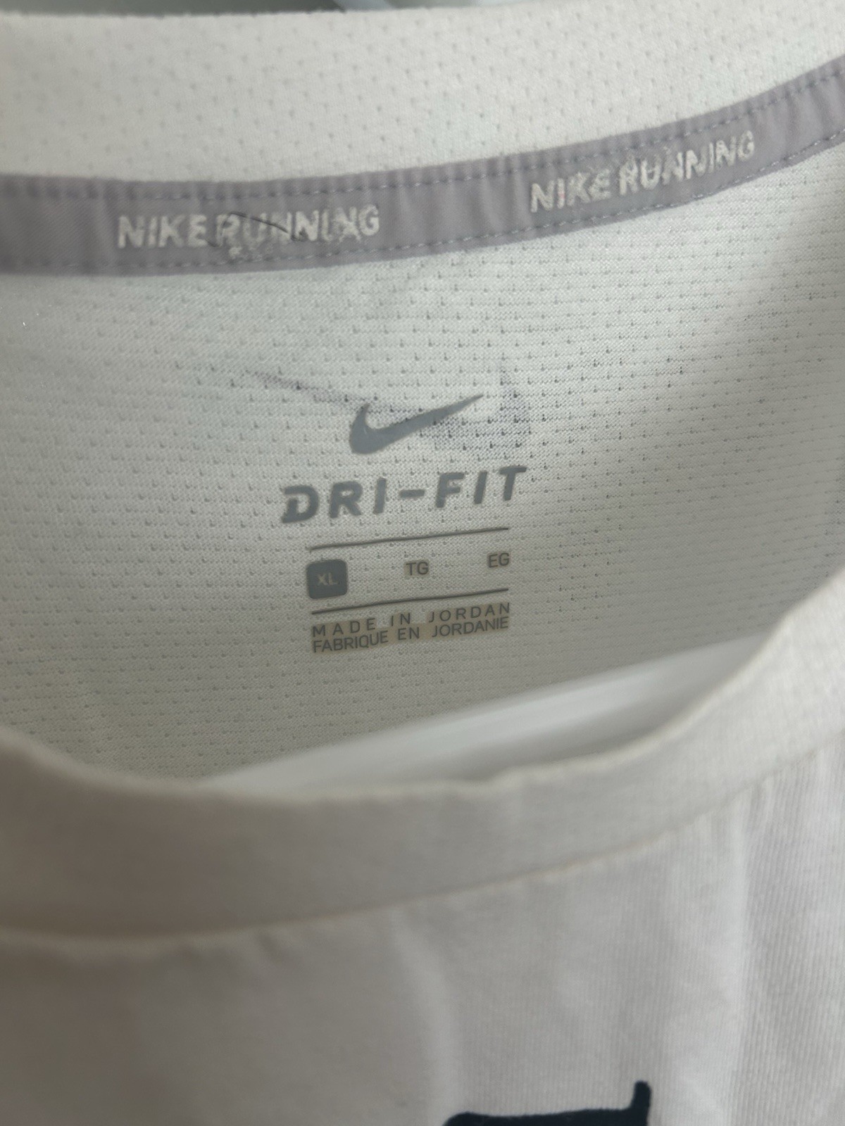 Nike Dri-FIT Men's Running Tank Top XL White Crew Neck Graphic Logo gallery