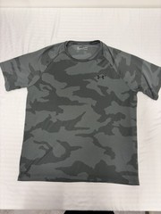 Under Armour Loose Fit Camo T-Shirt Gray Camo Print XL Performance Nice