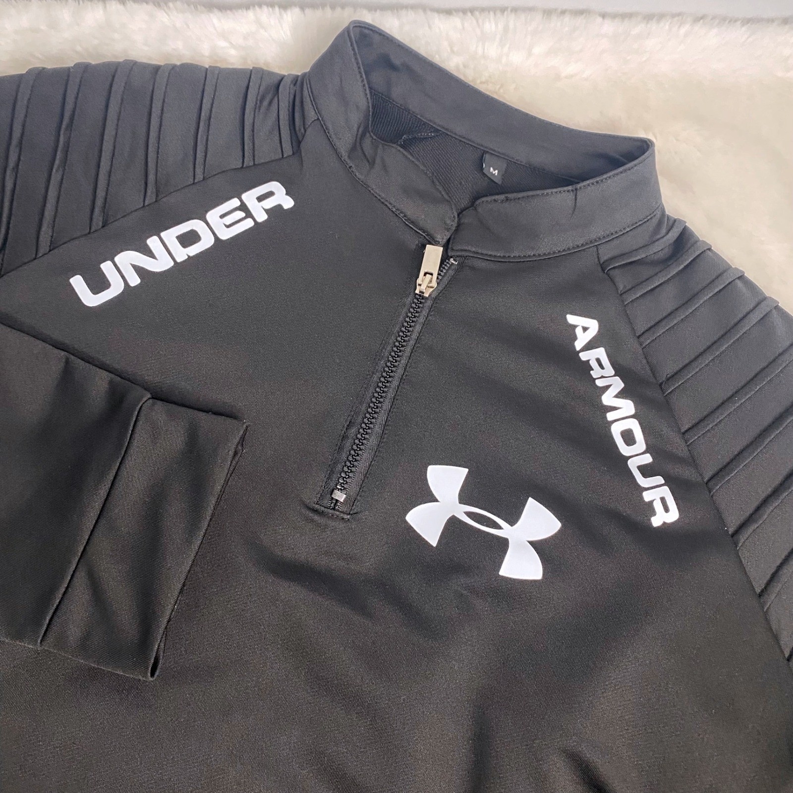 Under Armour Mens Black Quarter Zip Pullover Ribbed Shoulder Detail Size M gallery