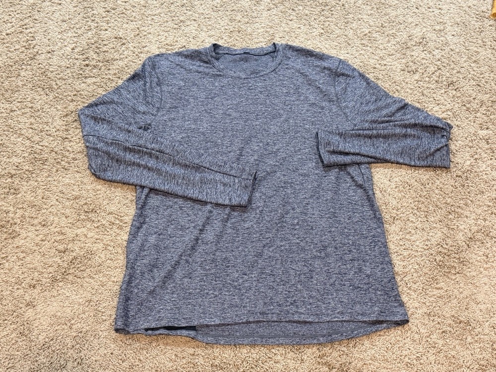 Lululemon Men’s Surge Rulu Reflective Long Sleeve Shirt (Hidden Zip Pocket) XL