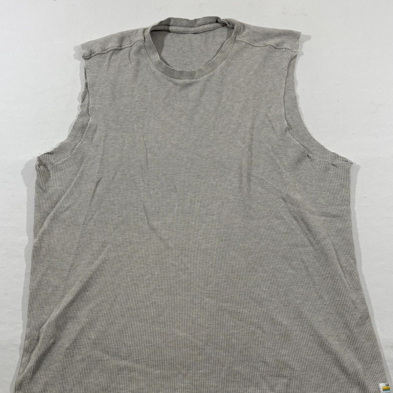 Vuori Shirt Mens Gray Waffle Knit Thermal Stretch Cotton Tank Top Cut Off Sz XL gallery