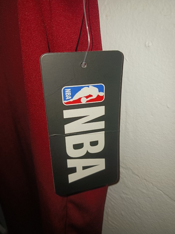 NBA Basketball Sleeveless Shirt Tank Top XL Red NWT gallery