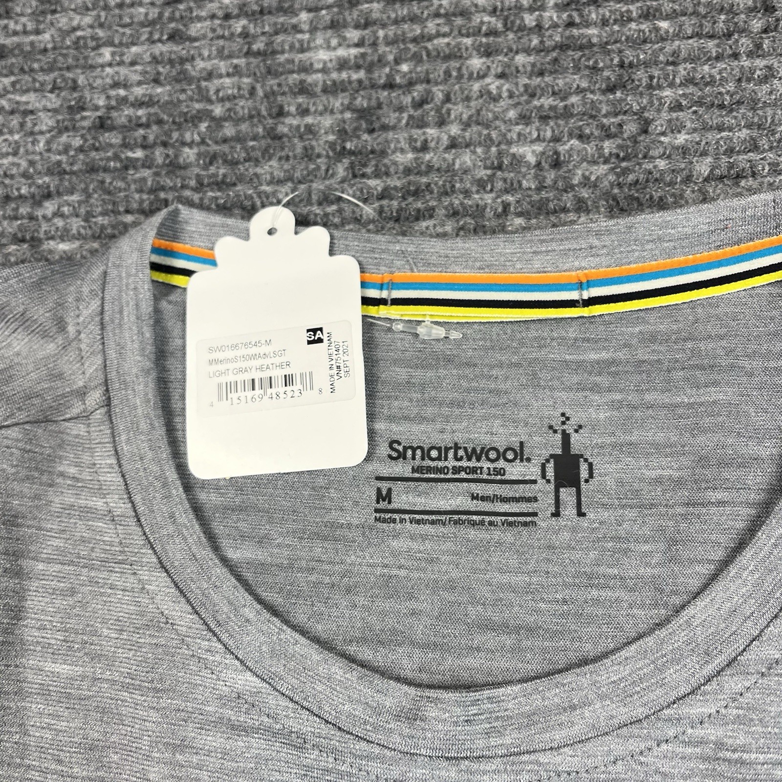 Smartwool Merino Wool Blend Sport 150 Shirt Long Sleeve Graphic Mens M NWT! gallery