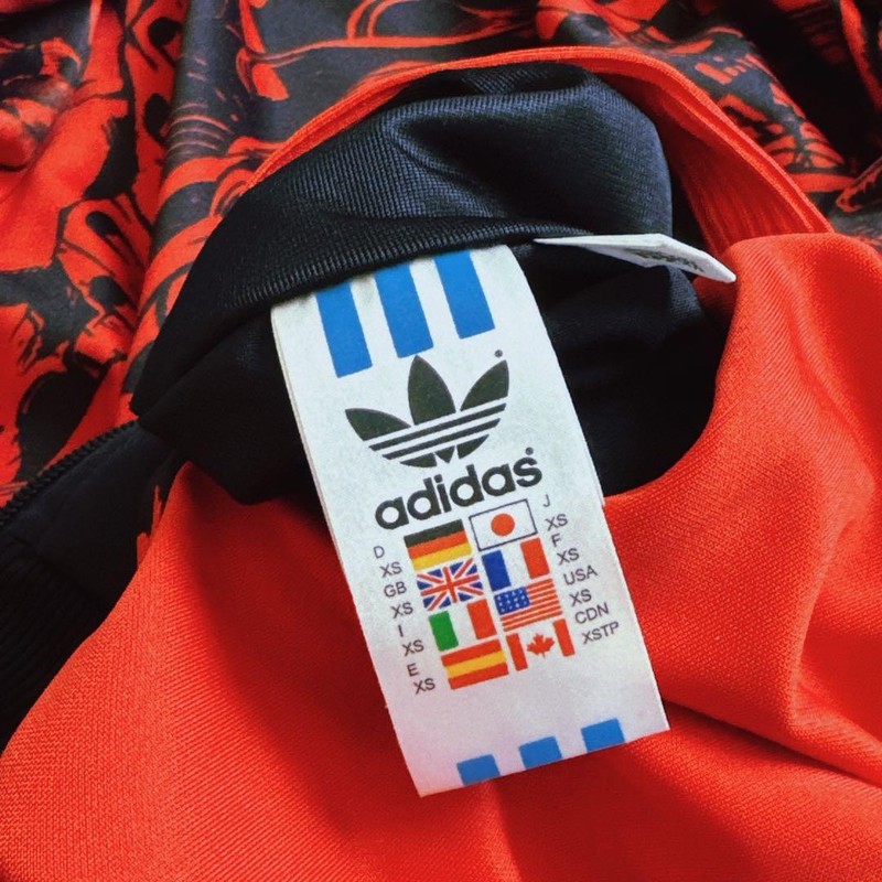 Adidas Originals DARK Horse COMICS Reversible Track Jacket Black Red Kanji XS gallery