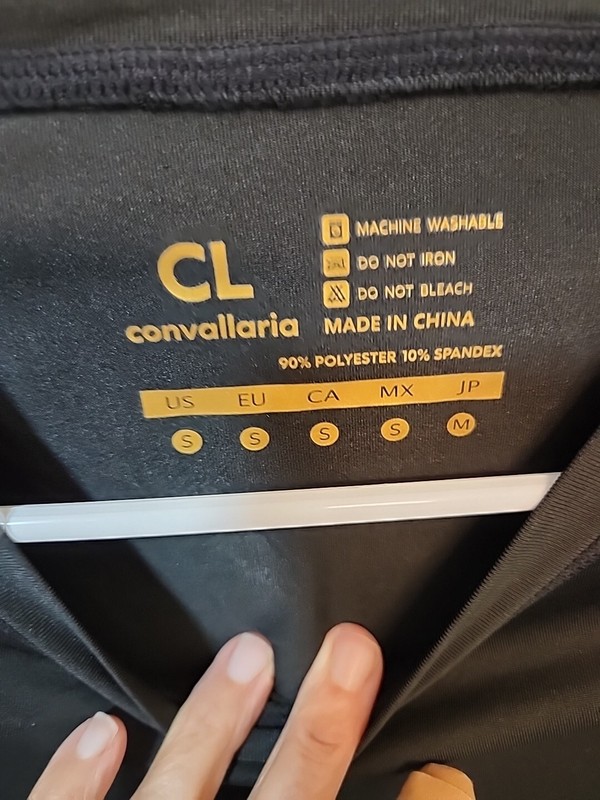 CL convallaria 5 Pack Compression Shirt Mens Long Sleeve Cool Dry Shirts NWT Sml gallery
