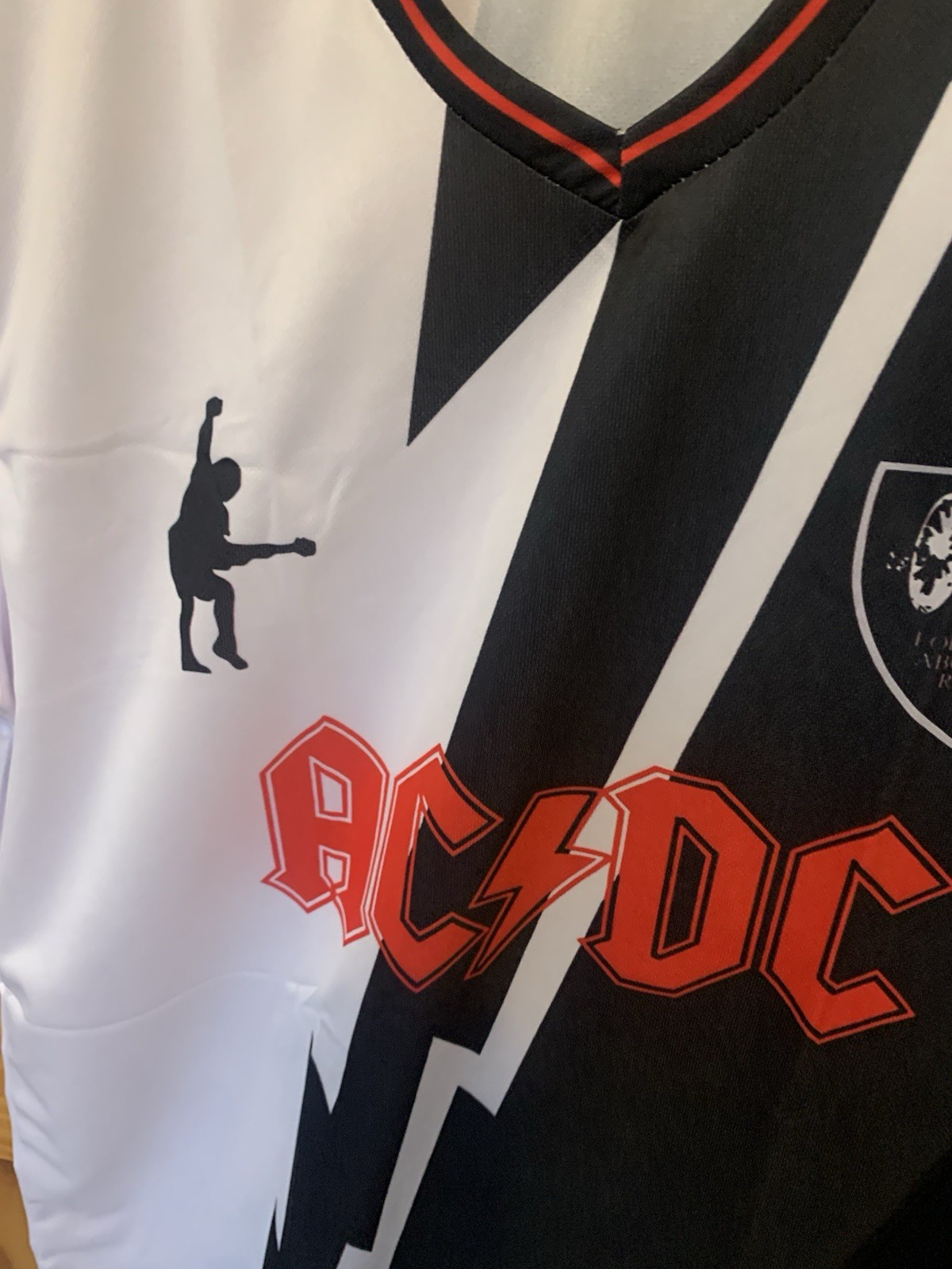 AC/DC For Those About To Rock Mens Slim Fit Heavy Metal Football T-Shirt New XXL gallery