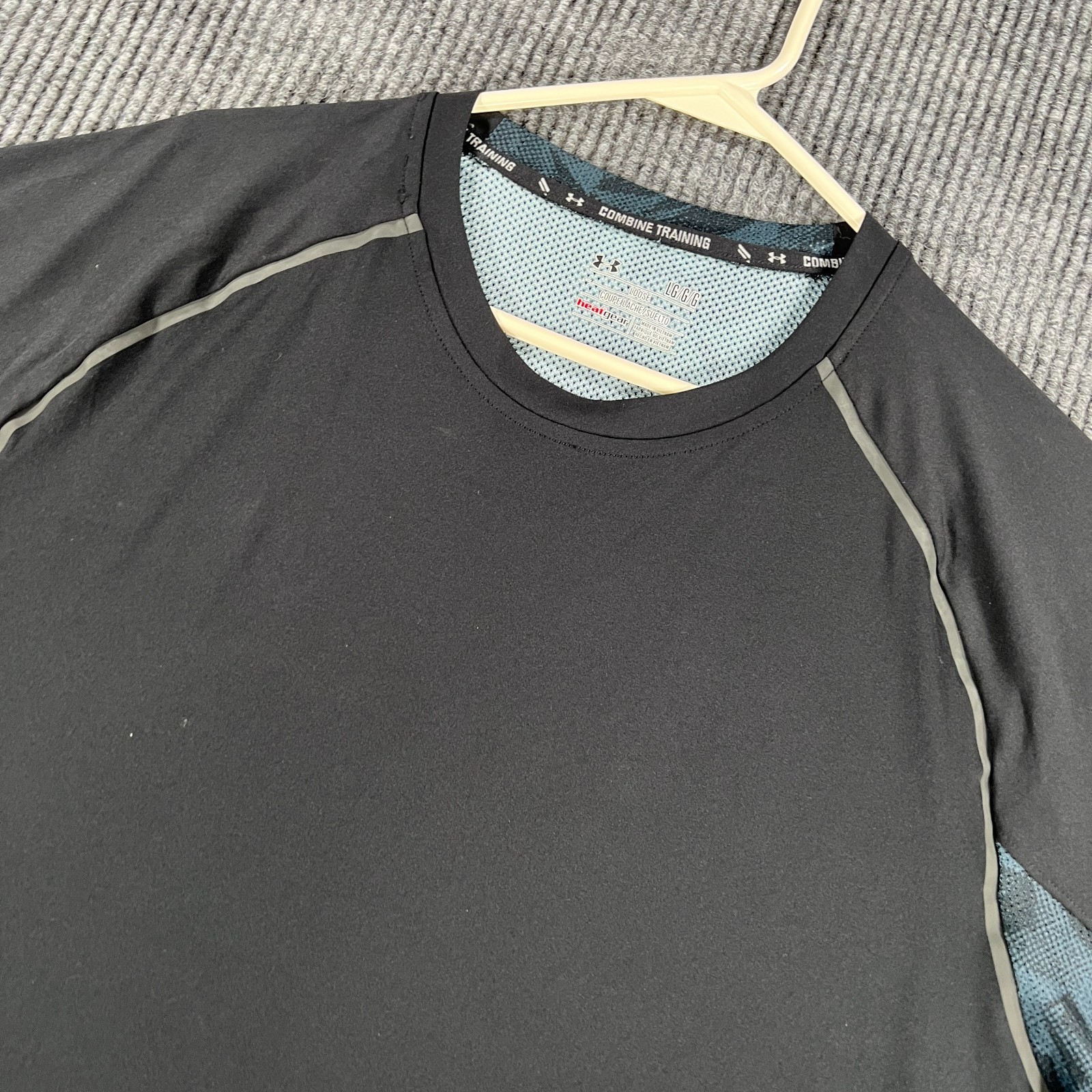 Under Armour Combine Training Shirt Mens Large Black Teal Short Sleeve HeatGear gallery