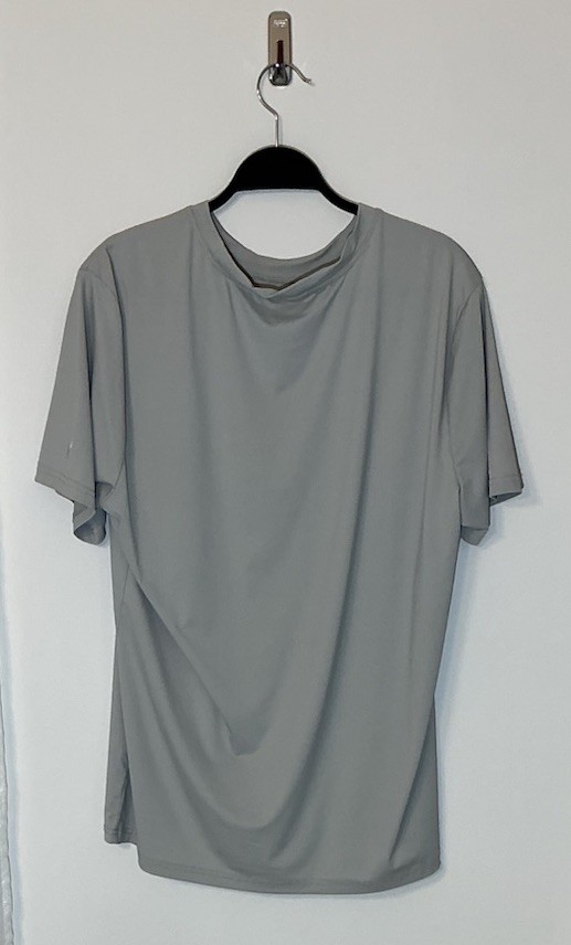 Spyder Active Pro Web Gray Moisture Wicking Tee Size M/L gallery