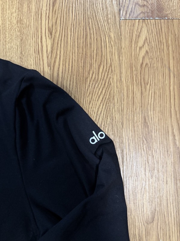 Alo Yoga Conquer 1/4 Zip Reform Long Sleeve Black Men’s Size M gallery