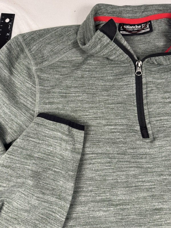 Avalanche Outdoor Quarter Zip Pullover Mens M Green Performance gallery