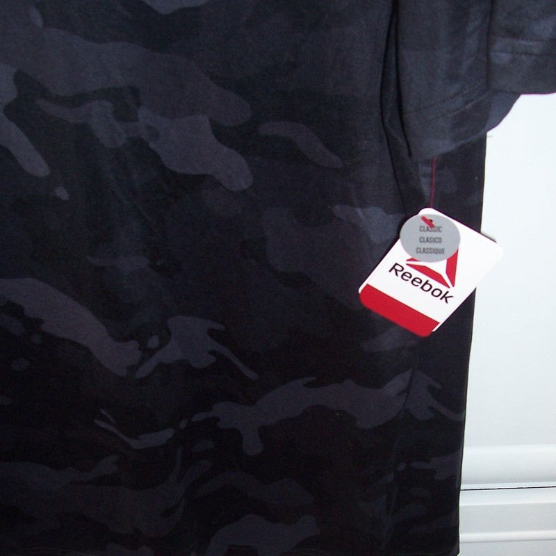 Reebok Men's Size Large Delta Core Black Camo Moisture Wicking T-Shirt NWT gallery