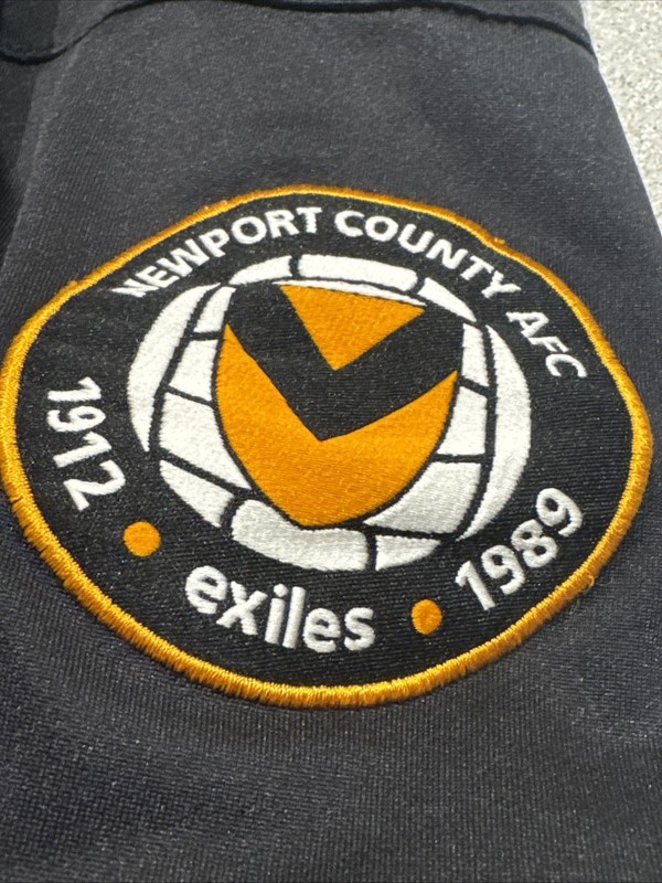 Newport County AFC Quarter Zip Training Top 2023/24 Size XL Football Soccer gallery