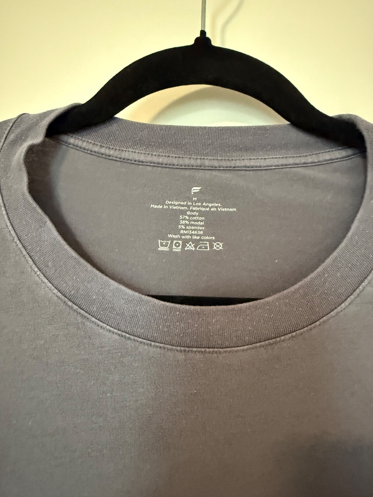 Fabletics Medium Mens T Shirt Athletic Blue gallery