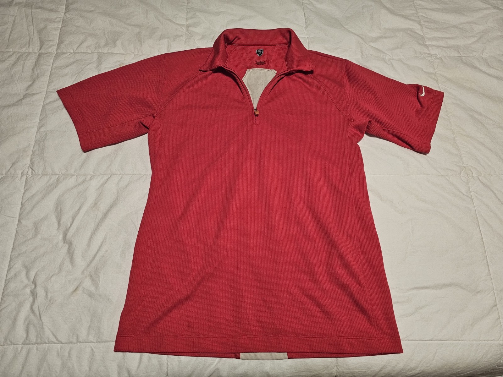 Nike Fit Dry 1/4 Zip Peformance Shirt Size Men's Medium gallery