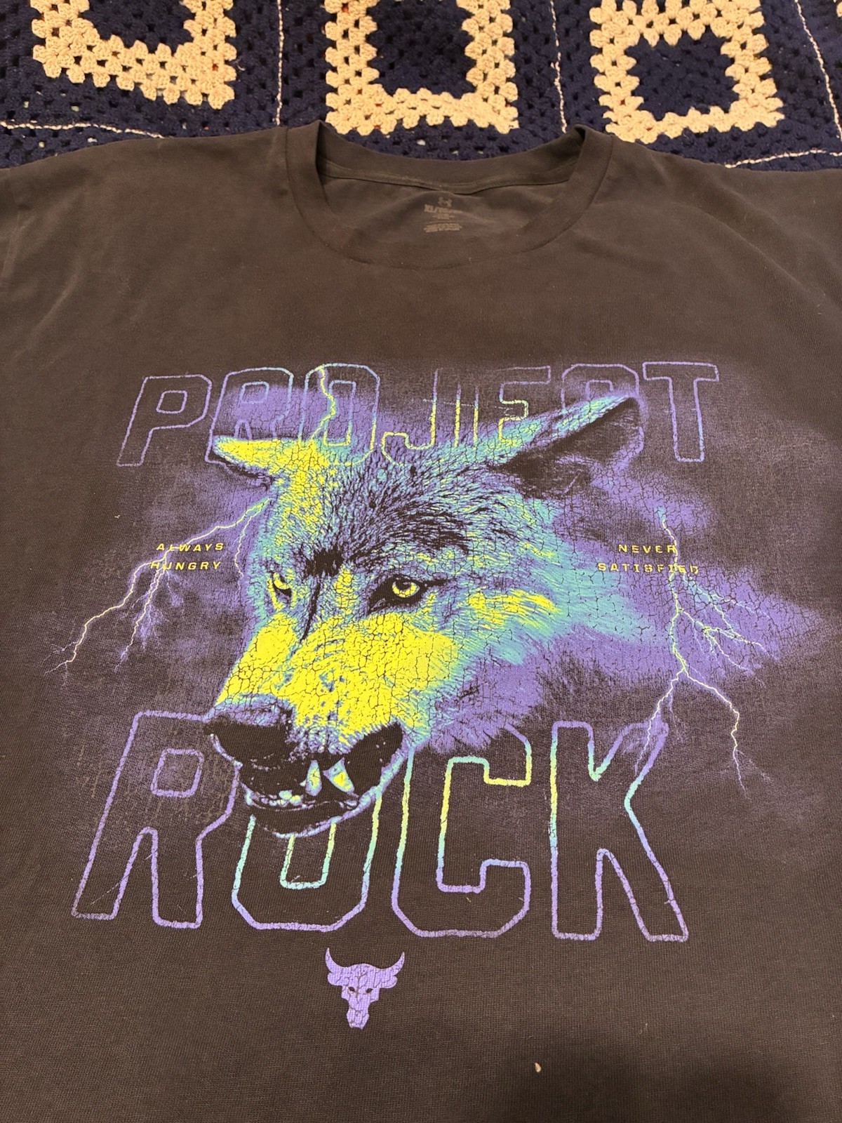 Under Armour Project Rock Wolf Always Hungry Graphic Two Sided T-Shirt Size XL gallery