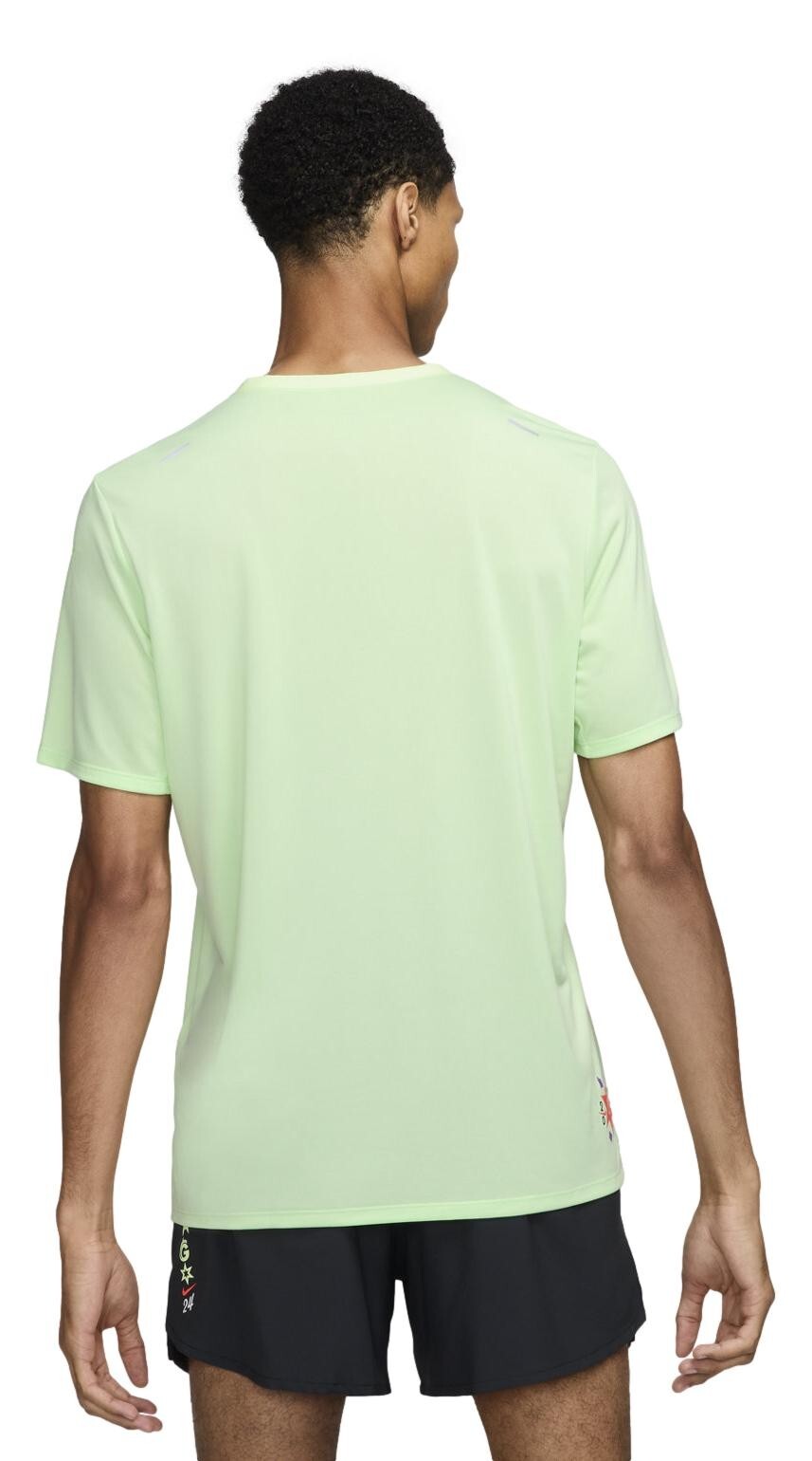 Nike Sportswear Men's Rise 365 2024 Chicago Marathon Short Sleeve Shirt FV6329 gallery