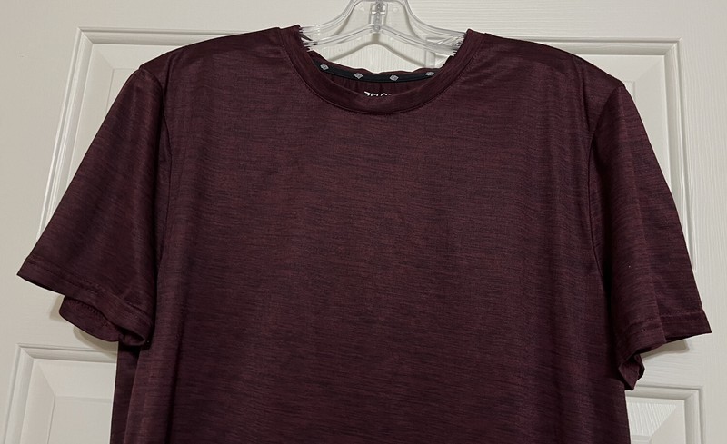 Zelos Size M Maroon Short Sleeve Activewear Shirt Men's gallery