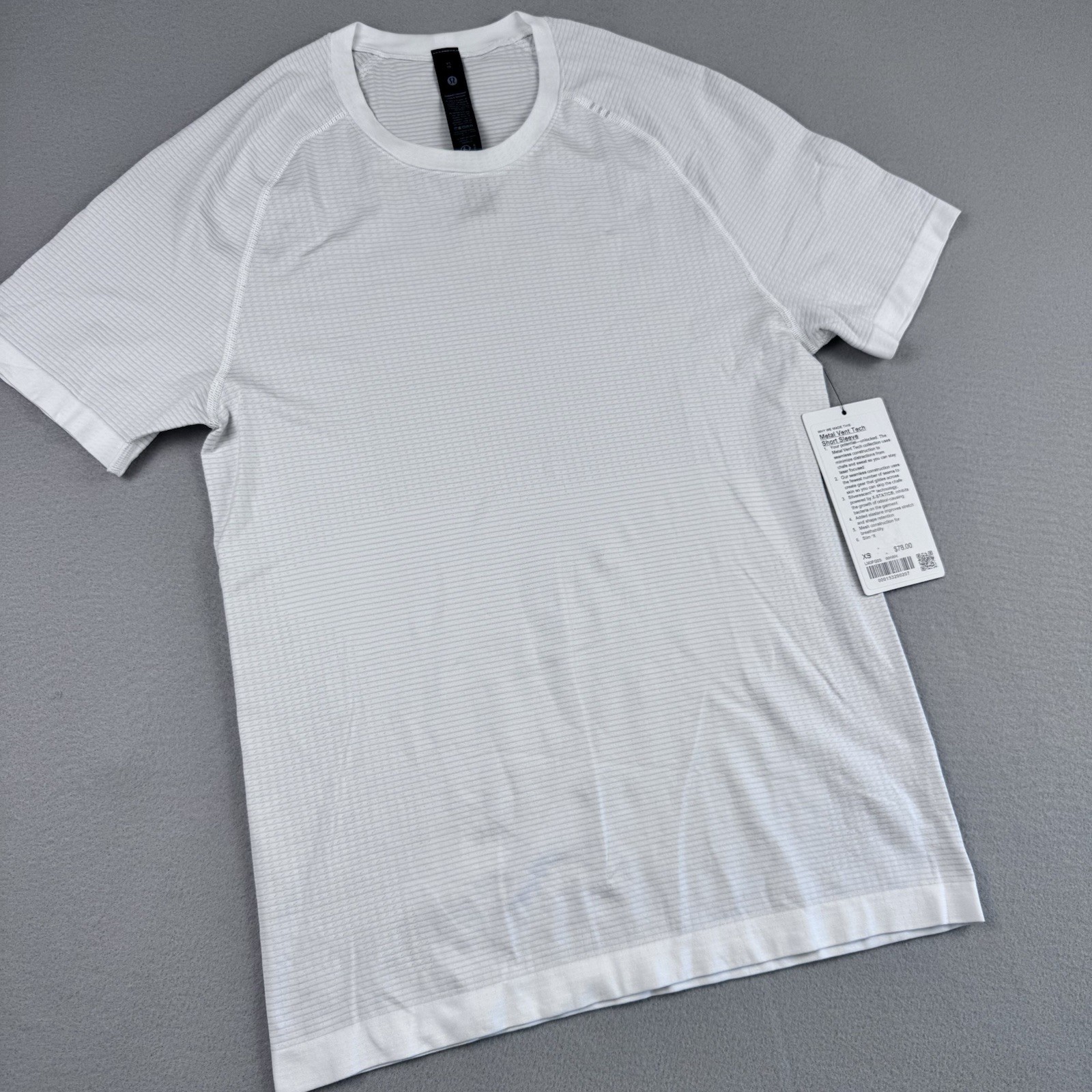 NWT Lululemon Metal Vent Tech Short Sleeve T-Shirt Men XS White Gym Performance gallery