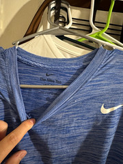 Nike The Nike Tee Men’s L Blue Heather V-Neck Dri-FIT Polyester Logo Tee