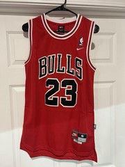 Nike Chicago Bulls Jordan 23 Swingman Jersey Men’s Small +2