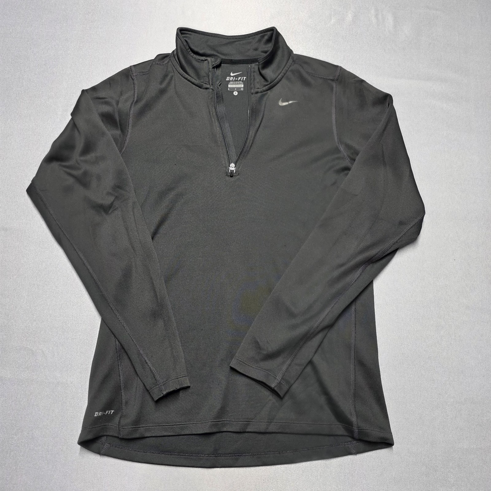 Nike Dri-Fit Long Sleeve 1/4 Zip Pullover Small Black gallery