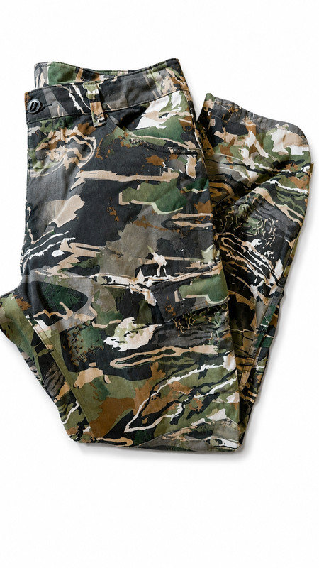 Under Armour ColdGear Camouflage Hunting Set Men's XL Hoodie and 36/32 Pants gallery