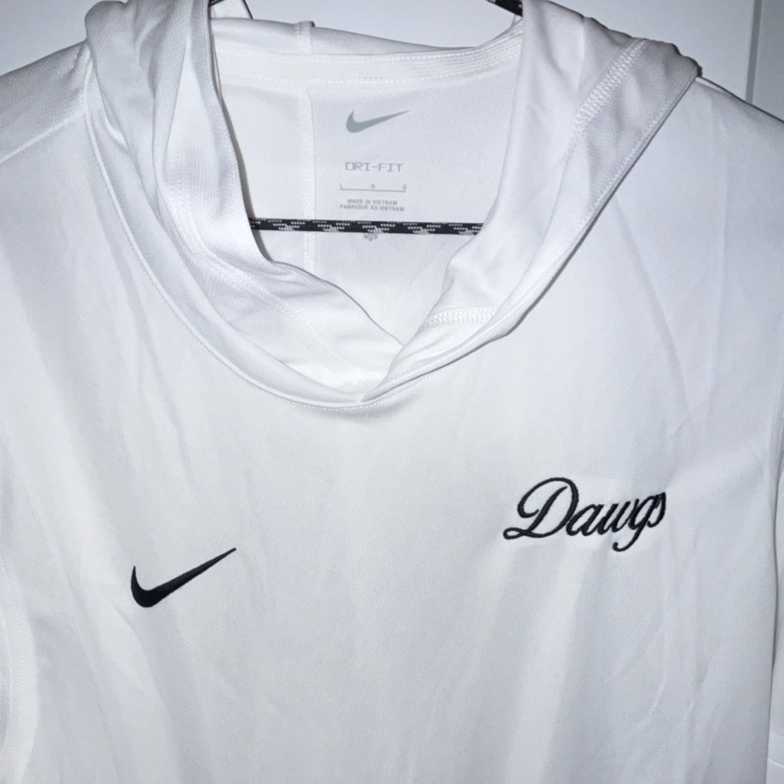Nike Dri-FIT Dawgs Playoff Team Issued White Lightweight Pullover Hoodie L gallery