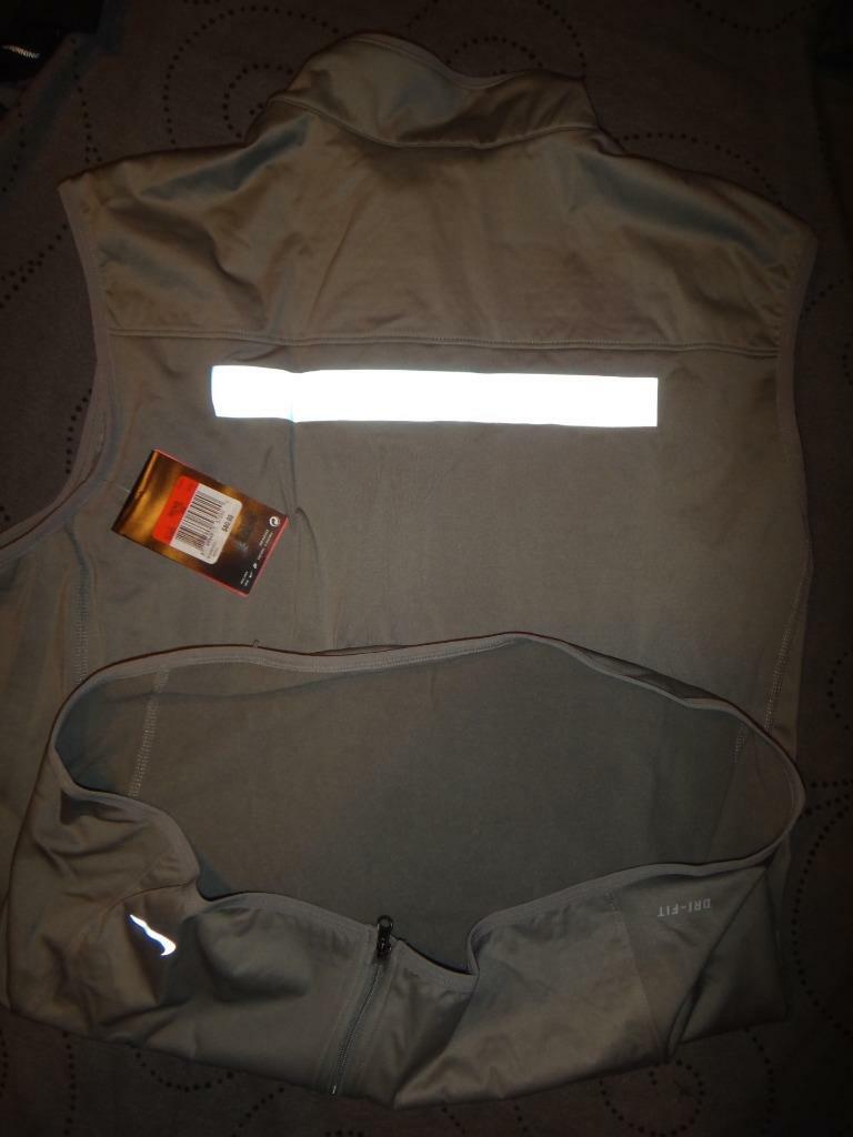 NIKE SPHERE TECH DRI FIT SLEEVELESS VEST SIZE L MEN NWT $80.00 gallery
