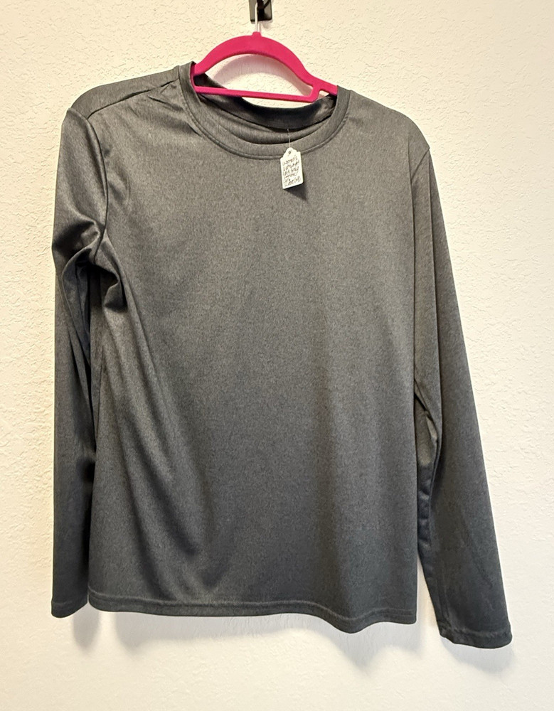 Gray Solid Long Sleeve Crew Neck Polyester long Sleeve SPF 50 Shirt size M