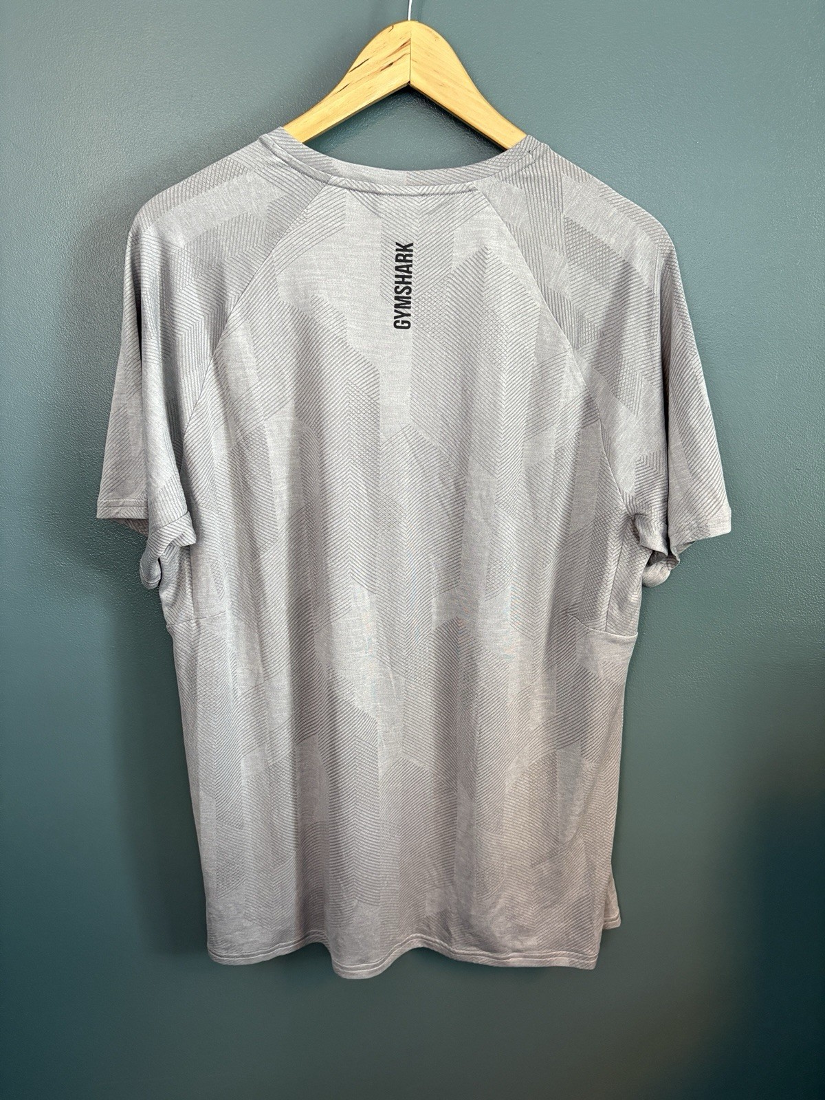 Gymshark Men's Apex Lightweight Performance Geometric T-Shirt 2XL Gray gallery