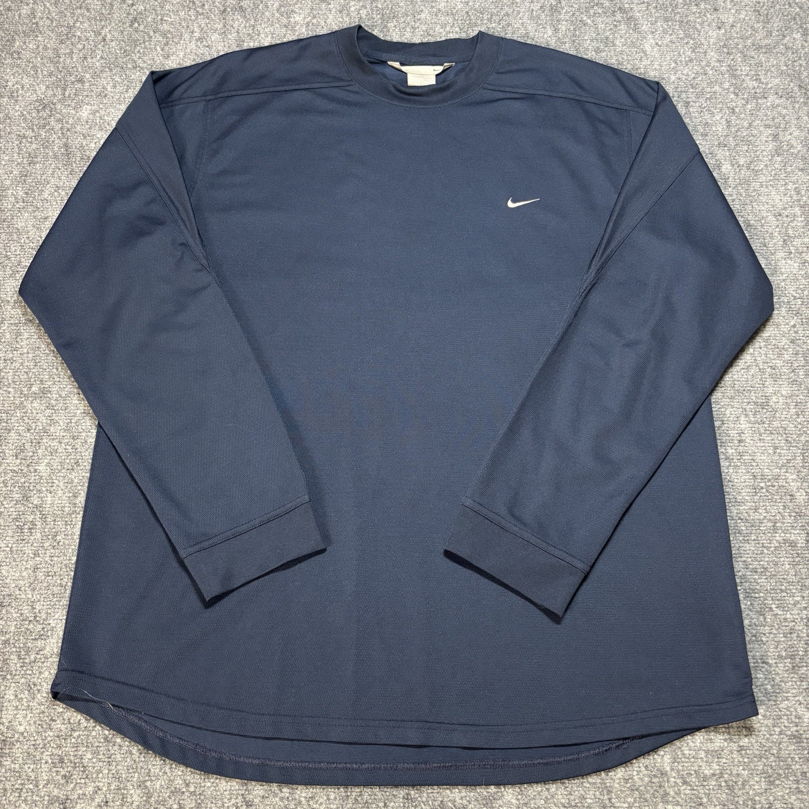 Nike Dri Fit Long Sleeve Crew Neck Gym Running Mini Swoosh Pullover Men’s XL VTG gallery