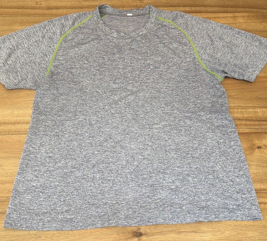 Lululemon Men Performance Tech Tee M Heather Gray/ Green Contrast Stitching gallery