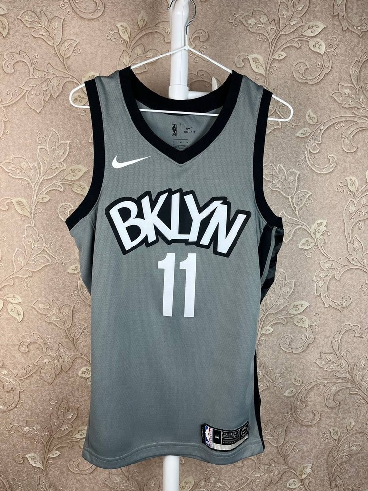 Nike Brooklyn Nets Swingman Jersey Size 44/Men's Small Kyrie Irving NBA Official