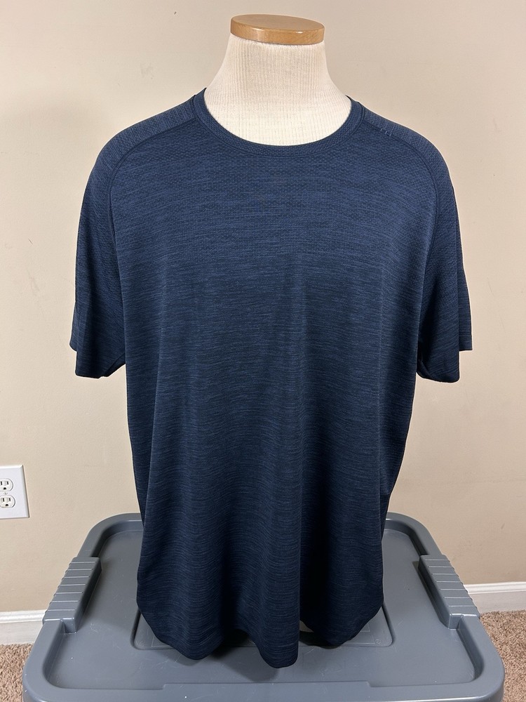 Lululemon Metal Vent Tech Breathable T-Shirt Men’s GET SWEATY SEE MEASUREMENTS