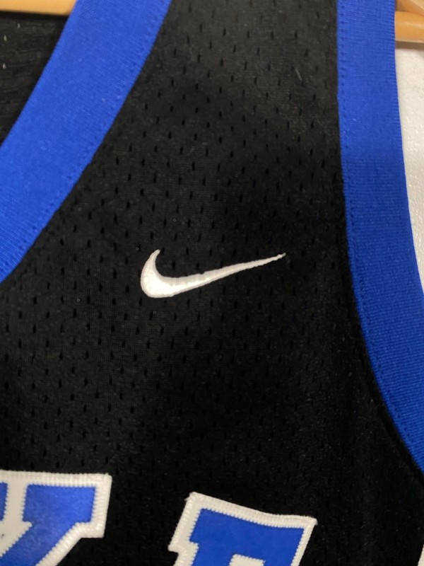 Team Nike Duke Blue Devils Black Basketball Jersey #23 Size Medium gallery