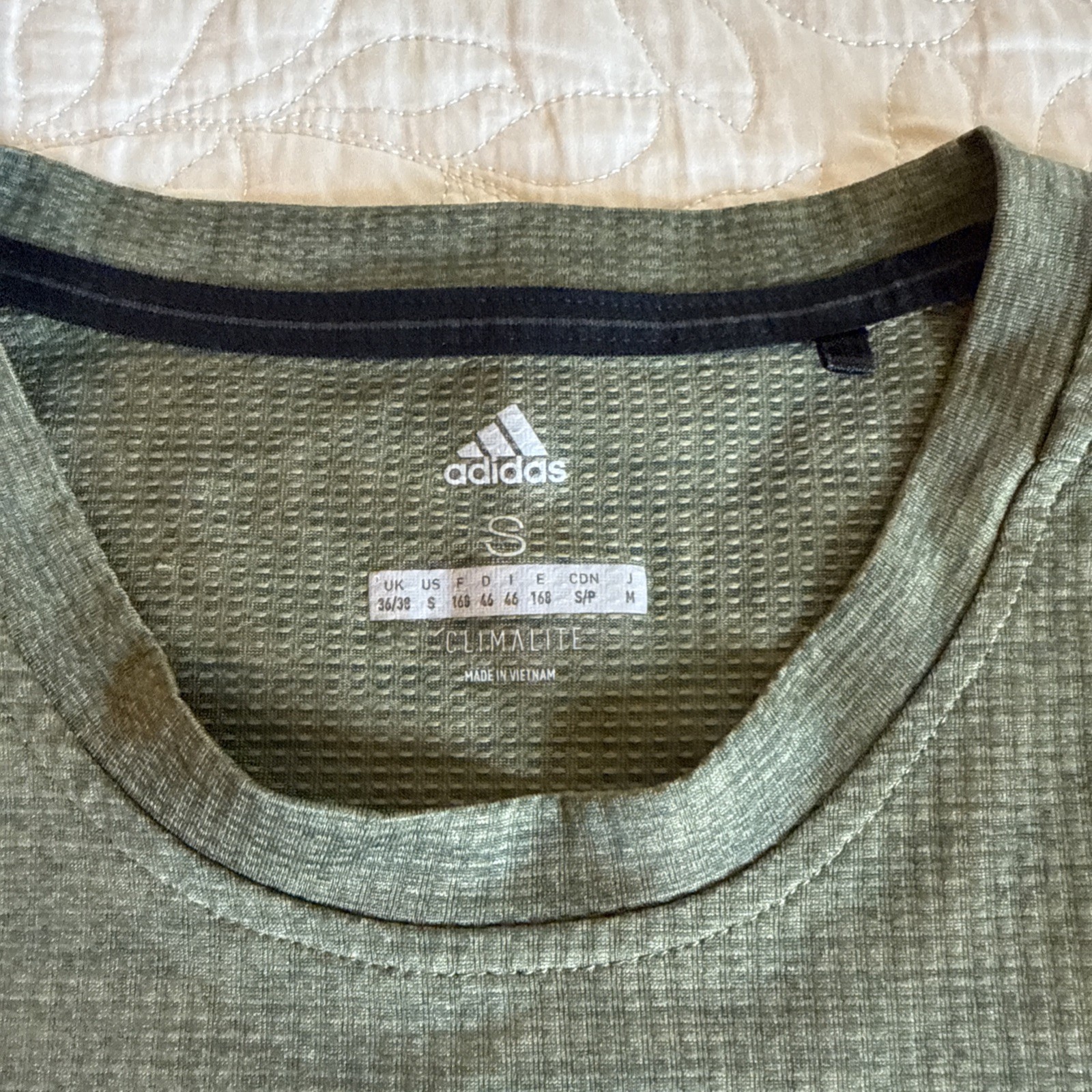 Adidas Climate Terrex Performance T-Shirt Olive Green Sweat Wicking Fabric Small gallery