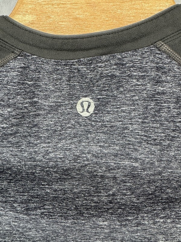 Lululemon Long Sleeve Shirt Athletic Tech Run Gray Red Men’s See Measurements gallery
