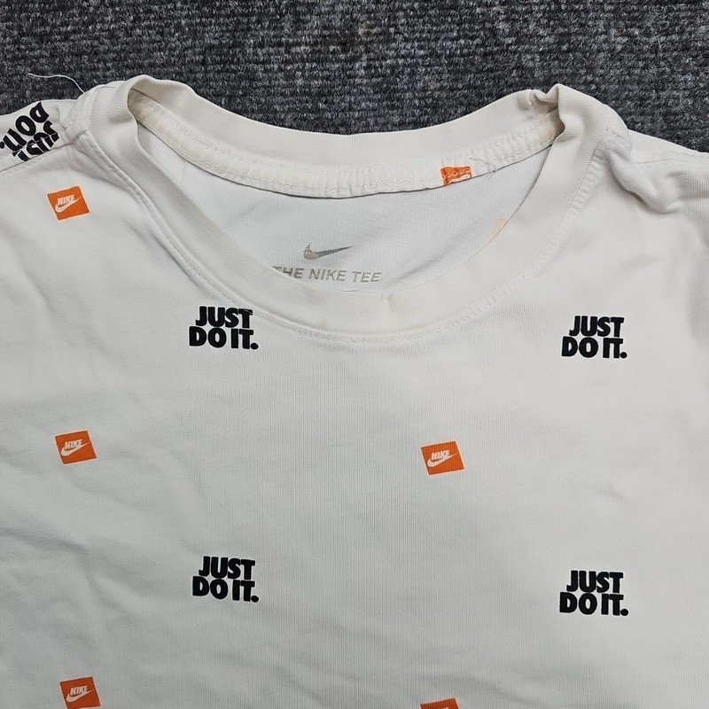 Nike Shirt Men Medium White Just Do It Shoe Tissue All Over Print Casual Tee gallery