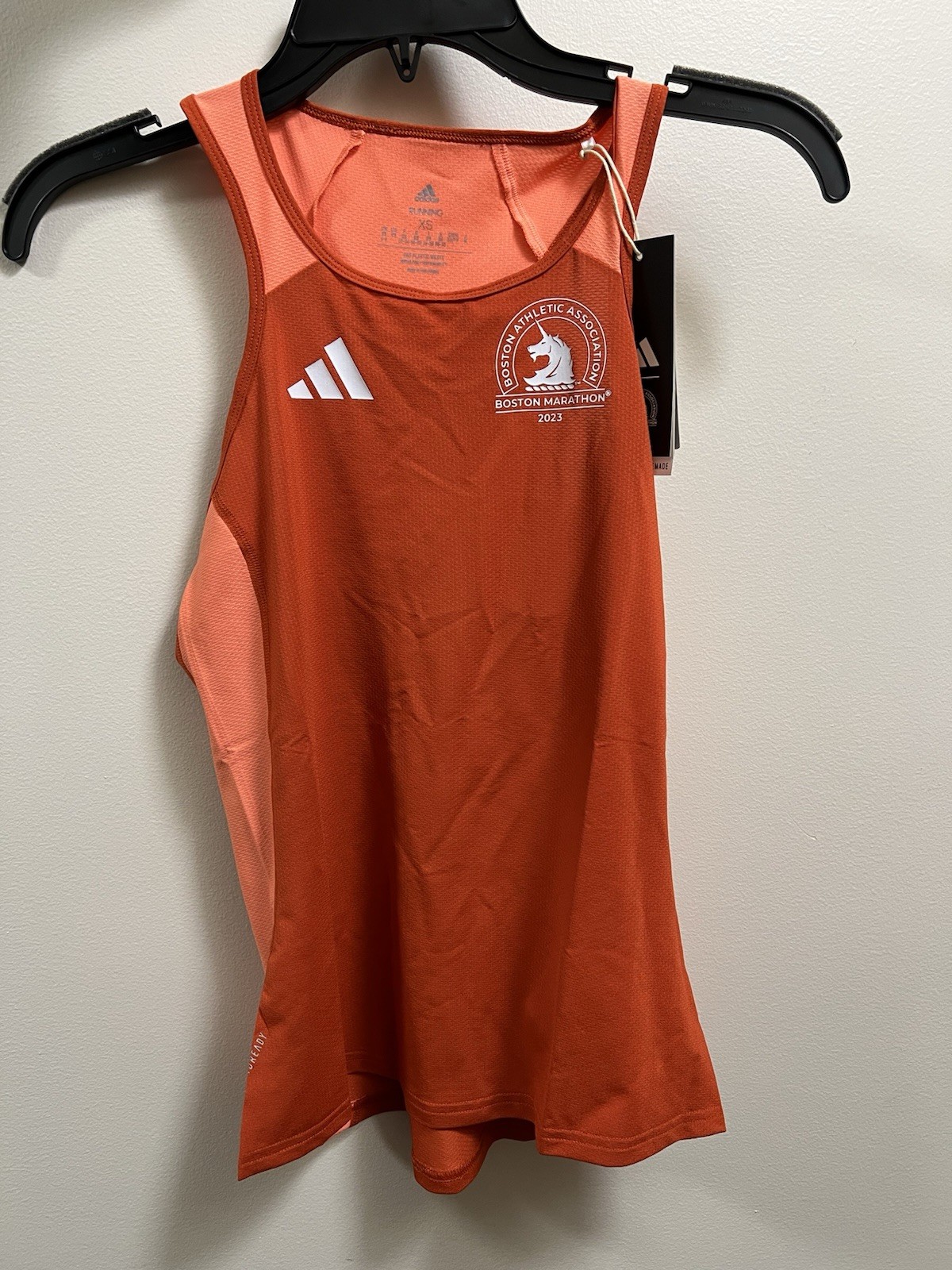New Adidas Boston Marathon 2023 Race XS Red Orange Tank Top gallery
