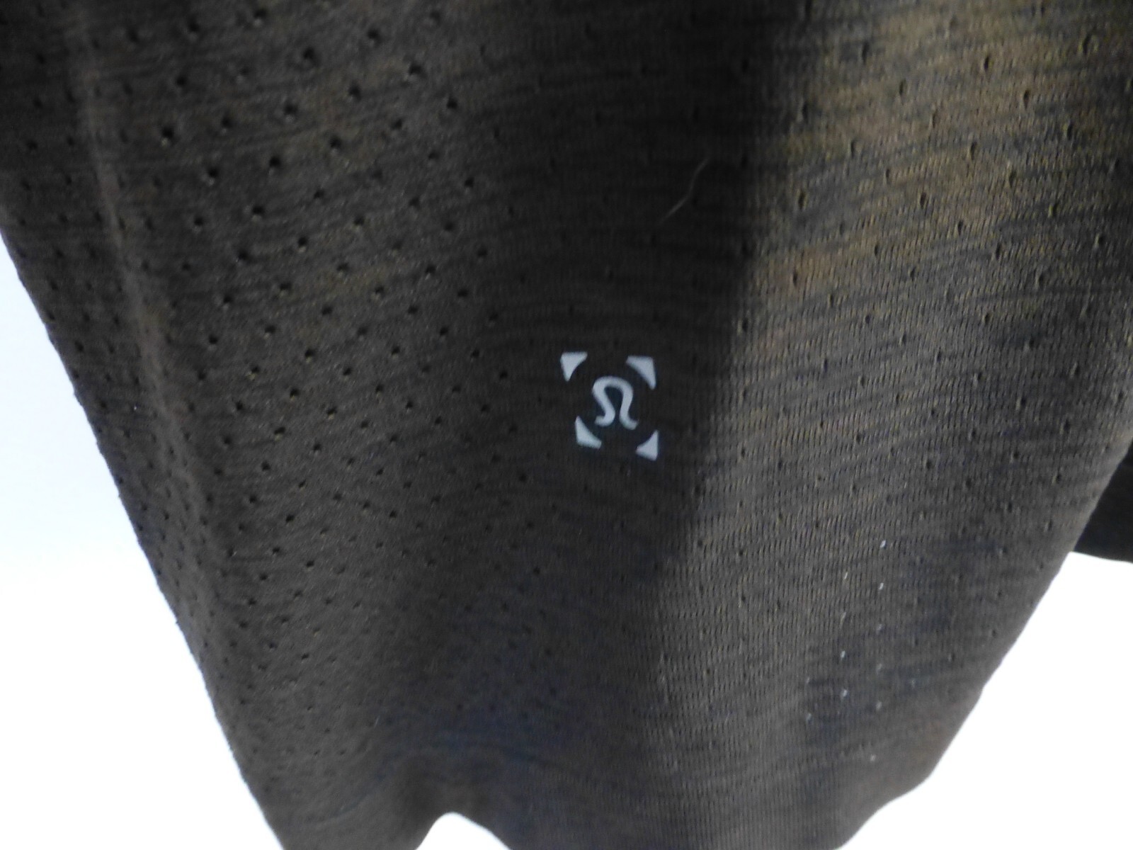 Lululemon Men's XXL Brown Short Sleeve Shirt Technical Lightweight Excellent! gallery