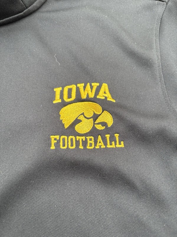 Iowa Hawkeye Nike Golf 1/4 Zip Pullover Mens M Dri-FIT Long Sleeve Pickleball gallery