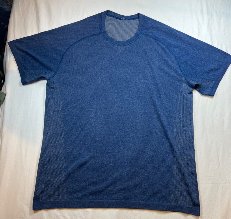 Lululemon Mens XL Metal Vent Tech Short Sleeve Heathered Blue Stretch Sports Gym gallery