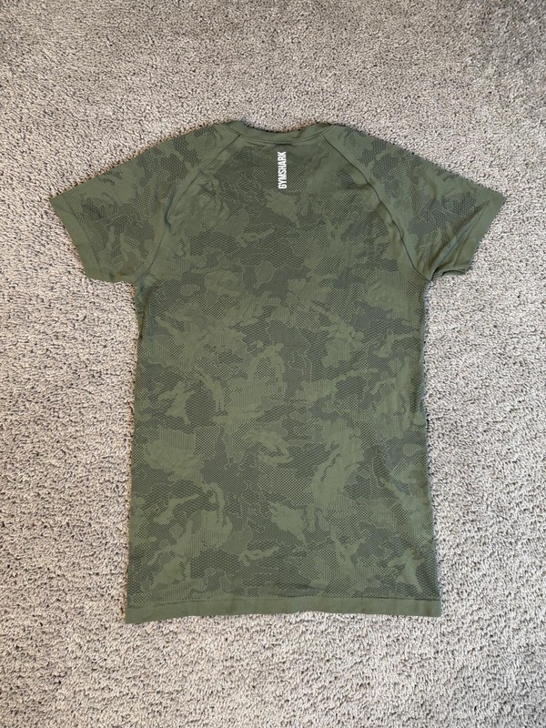Gymshark Shirt Mens XS Green Camouflage Short Sleeve Jersey Breathable gallery