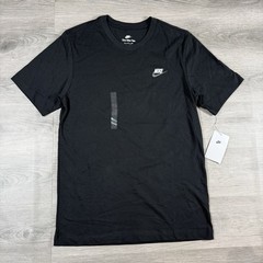 Nike Men’s T Shirt Size Small Black BWT