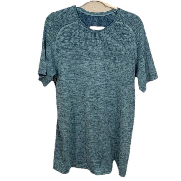 Lululemon Metal Vent Tech Blue Short Sleeve size M gallery