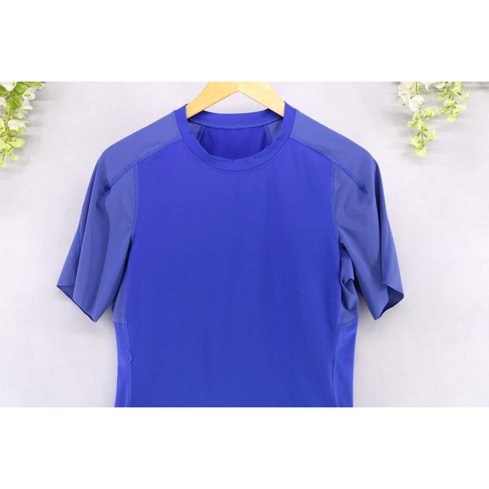 Lululemon Men's Repetition Short Sleeve Smooth Lux Shirt Harbor Blue Sz S gallery